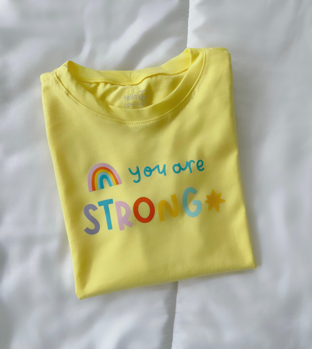 Camiseta  you are strong